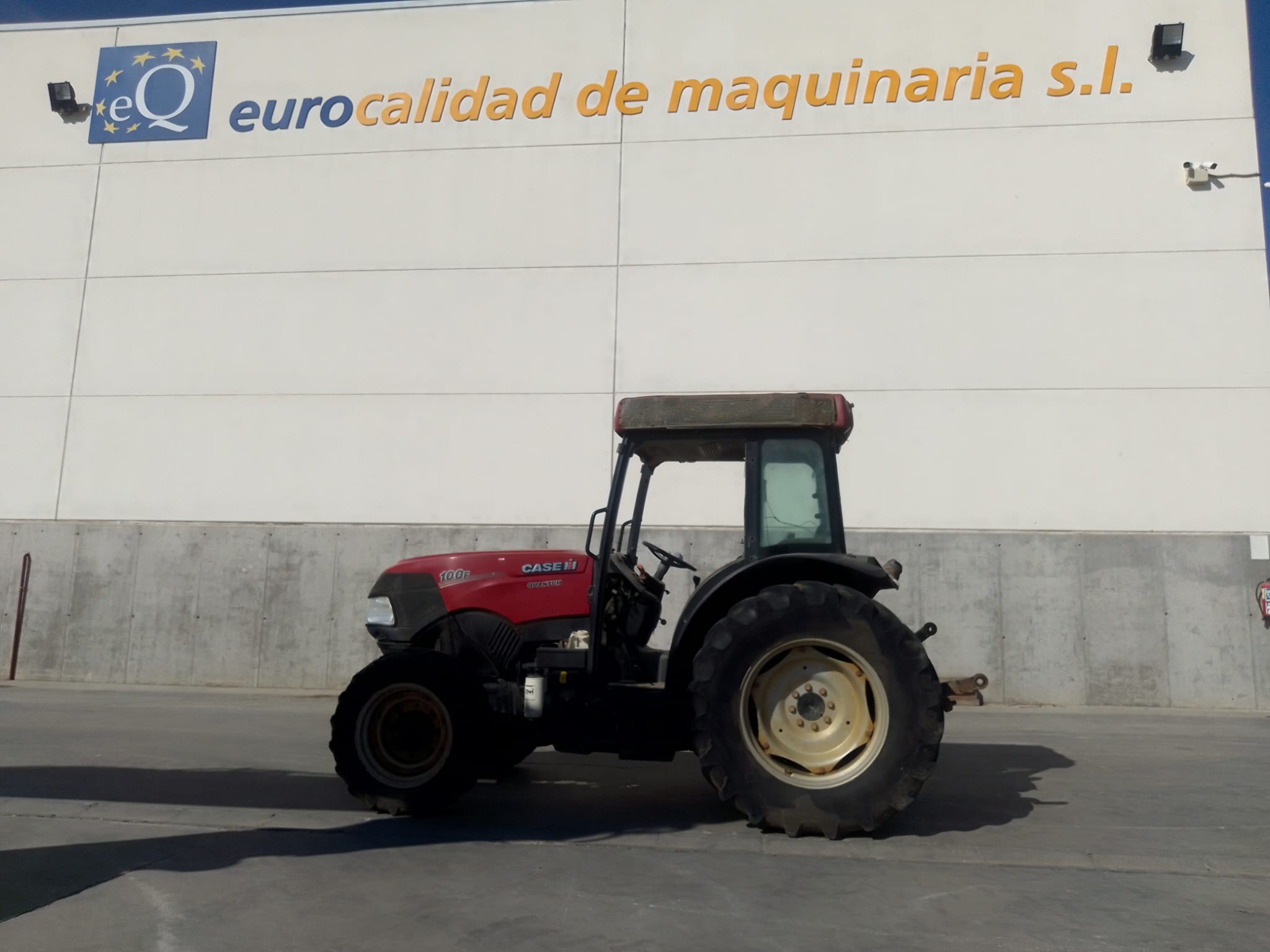 TRACTOR AGRICOLA CASE IH QUANTUM 100F